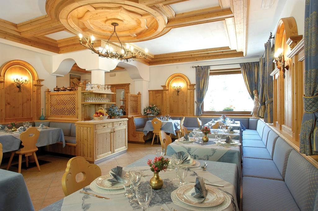 Rifugio Passo Staulanza Hotel Zoldo Alto Exterior photo