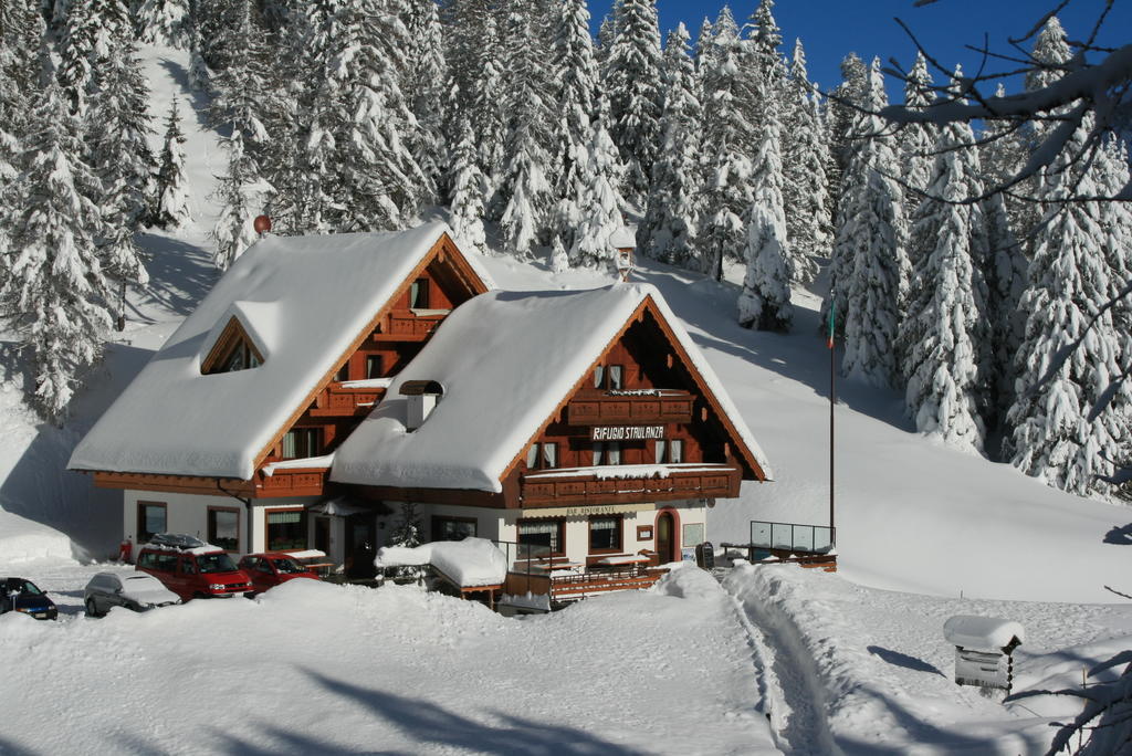 Rifugio Passo Staulanza Hotel Zoldo Alto Exterior photo